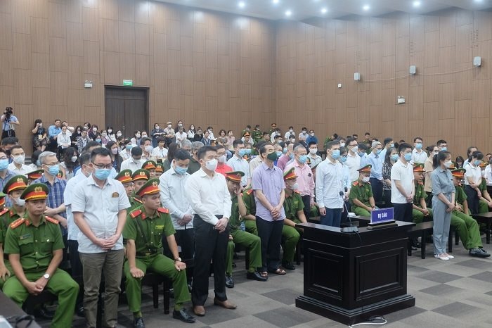 Xét xử vụ ‘chuyến bay giải cứu’: Nhóm cựu cán bộ ĐSQVN tại Malaysia hưởng lợi hàng trăm triệu đồng