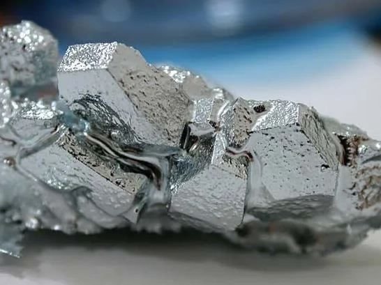 Trung Quốc kiểm soát xuất khẩu gallium đặt ra câu hỏi cho chip ô tô điện trong tương lai