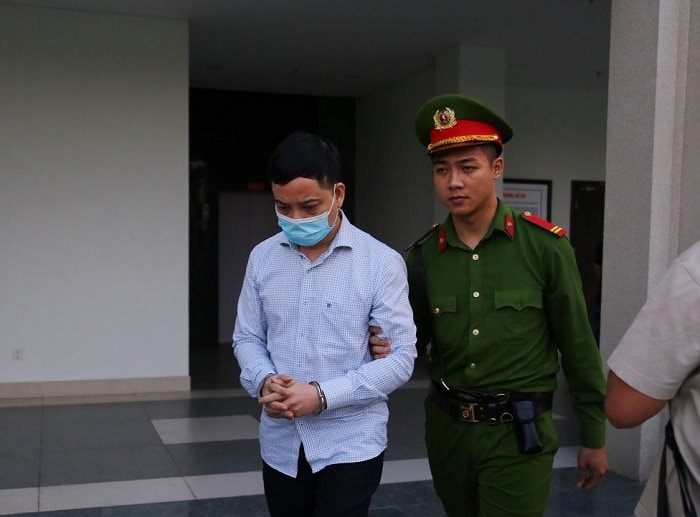 Cựu Thư ký Thứ trưởng Bộ Y tế phản pháo lời khai của đại diện doanh nghiệp