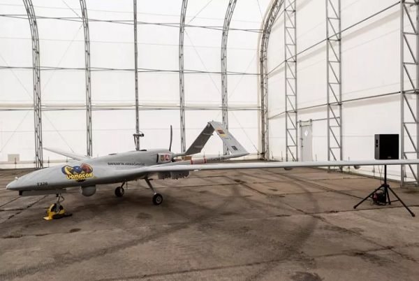 Ukraine bắt đầu xây nhà máy sản xuất UAV Bayraktar TB2