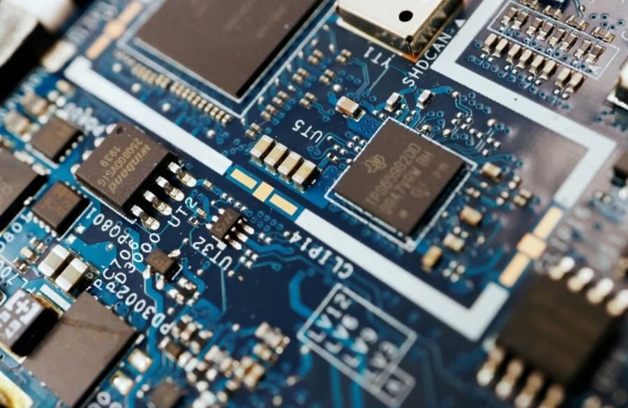 Nhập khẩu chip của Trung Quốc giảm 18,5% trong nửa đầu 2023 do bị Mỹ trừng phạt