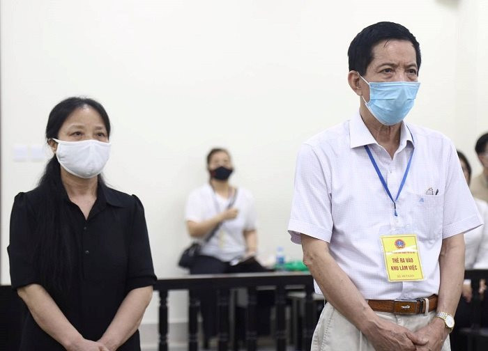 Hai cựu giảng viên đại học lĩnh án trong vụ lộ đề thi môn Sinh học