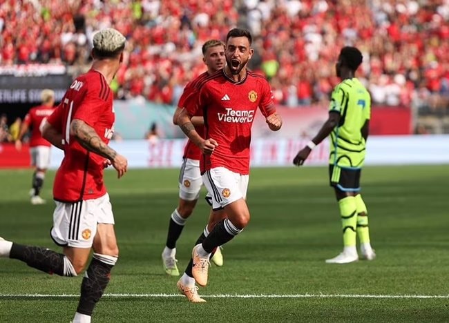 Clip Man United 2-0 Arsenal: 3 tân binh hơn 200 triệu bảng gây thất vọng