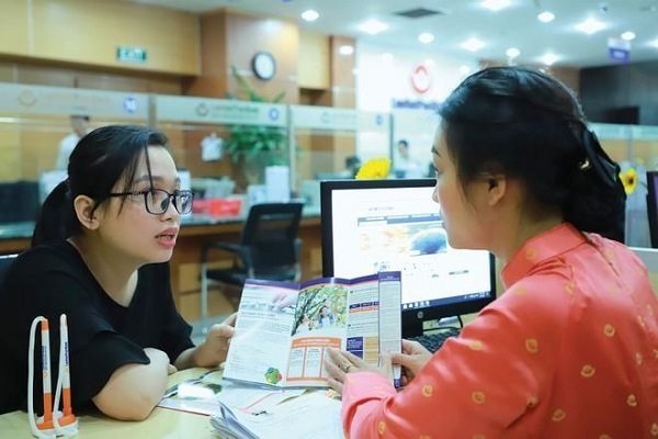 Thủ tướng yêu cầu thanh tra việc bán bảo hiểm qua ngân hàng