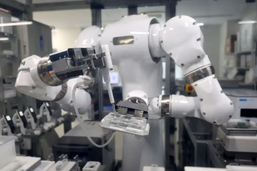 Sợ rò rỉ công nghệ, Nhật tự tạo generative AI để tăng tốc phát triển khoa học và y học
