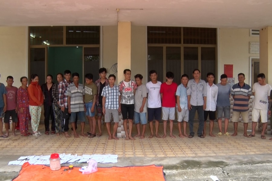 Kiên Giang phá sới bạc tài xỉu, An Giang khởi tố  chủ trường gà