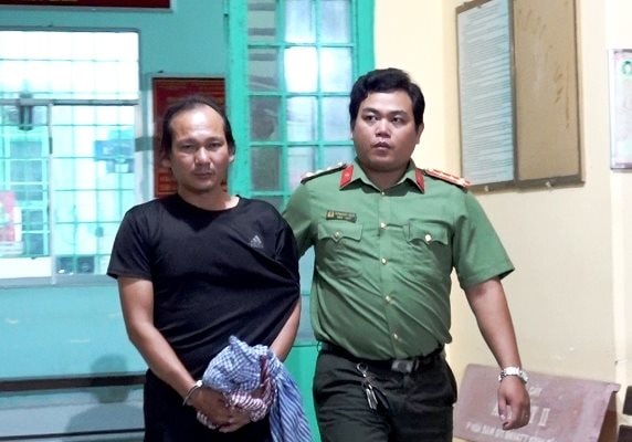 An Giang: Bắt kẻ mới ra tù sử dụng mạng xã hội để chống phá Đảng, Nhà nước