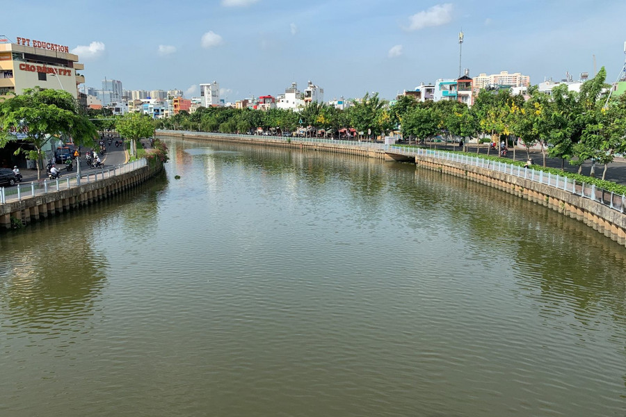 TP.HCM khuyến khích sự tham gia của cộng đồng vào kiểm soát, giám sát ô nhiễm nguồn nước