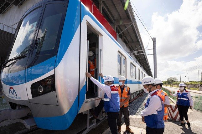 Metro số 1 dự kiến chạy thử toàn tuyến lần đầu trước lễ 2.9