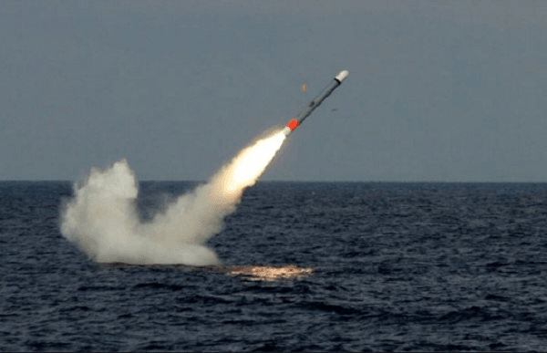 Úc mua hơn 200 tên lửa Tomahawk từ Mỹ