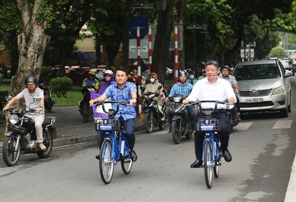 Hà Nội chính thức vận hành dịch vụ xe đạp công cộng