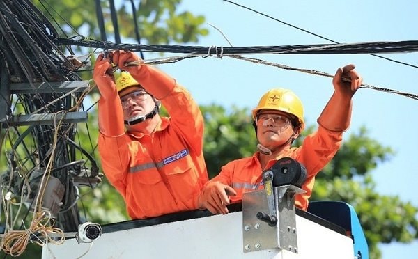 Giá điện phải 'gánh' khoản lỗ của EVN có phù hợp?