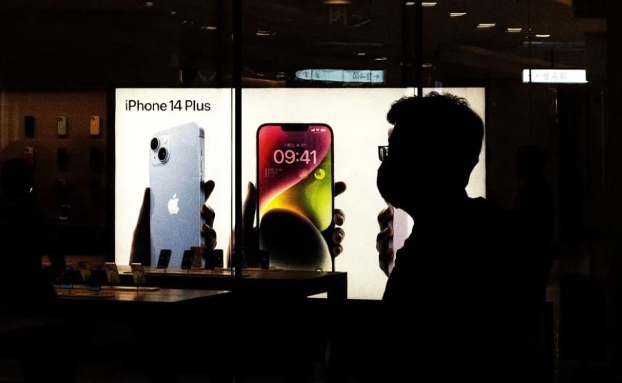 Apple có thể mất hơn 200 tỉ USD trong 2 ngày do lệnh cấm iPhone ở Trung Quốc