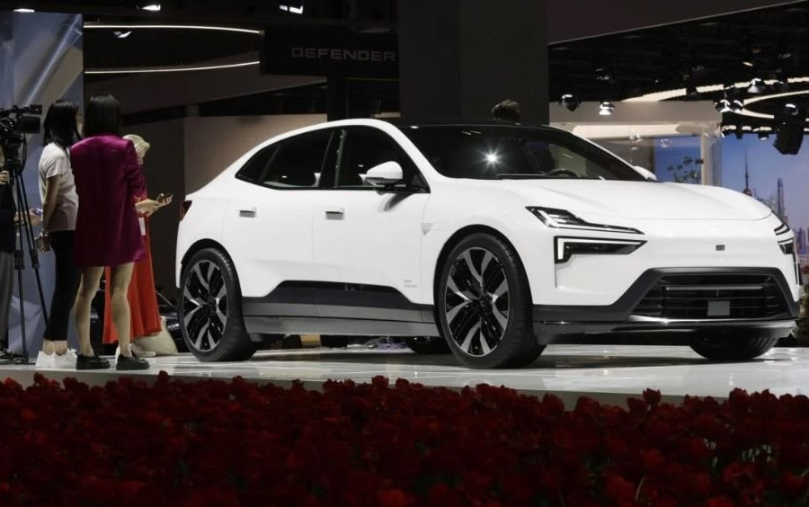 Đối thủ của Tesla sẽ tung ra smartphone: Xu hướng mới ở thị trường ô tô điện Trung Quốc