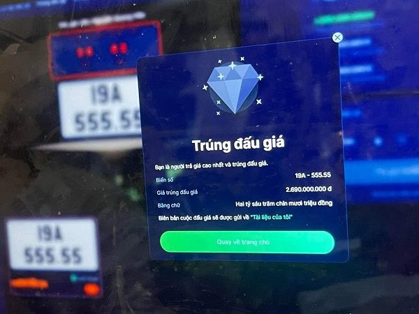 Thêm 18 biển số ô tô được đấu giá, thu hơn 13 tỉ đồng