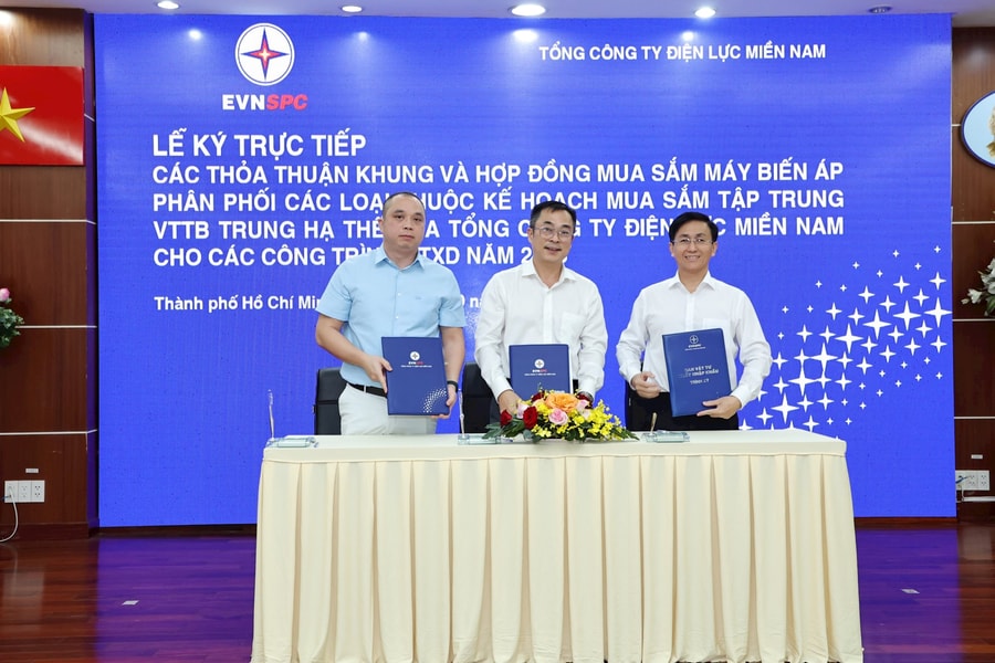 Ký kết các Thỏa thuận khung và Hợp đồng mua sắm MBA phân phối cho các công trình ĐTXD năm 2023
