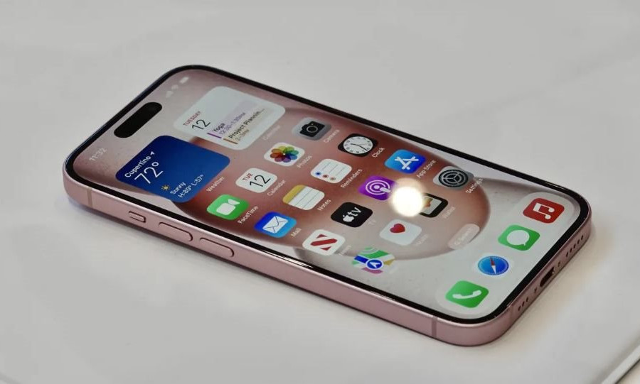 Nhiều người phàn nàn âm thanh trên dòng iPhone 15 rè và chói tai