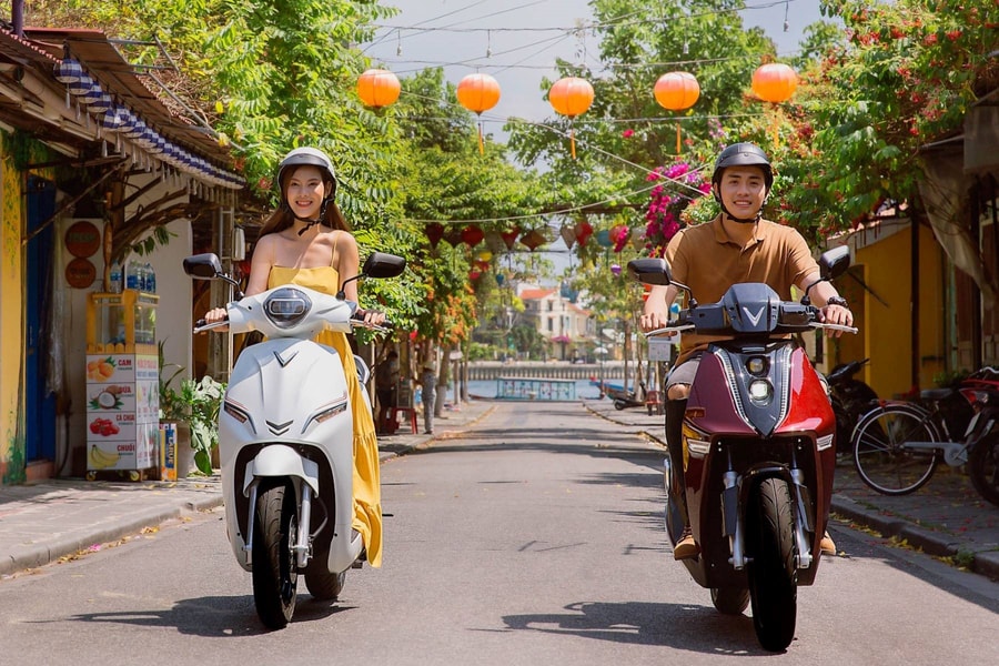 Xe máy điện VinFast: Món quà tinh tế cho phái đẹp 