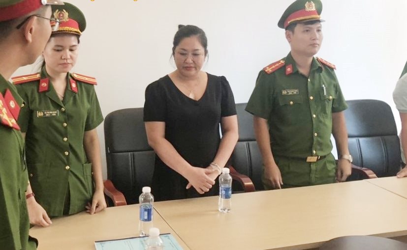 Bắt nữ giám đốc trốn thuế 35 tỉ đồng