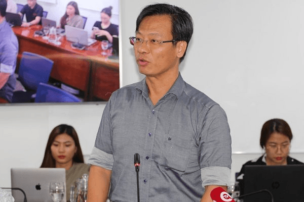 TP.HCM: Vì sao tuyến đường ngập nước kéo dài hơn 6 tháng không được sửa chữa?