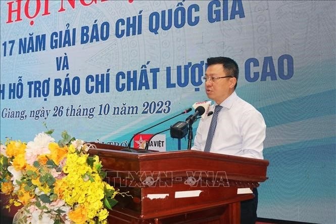 Biểu dương, nhân rộng các tổ chức, cá nhân điển hình tiên tiến trong đội ngũ báo chí