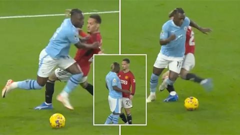 'Nhà Glazer chứ không phải Ten Hag mua Antony giá đến 100 triệu USD, hoảng loạn 10 năm'