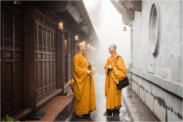 Fansipan tổ chức lễ vía Quán Thế  Âm xuất gia với đêm hoa đăng lung linh