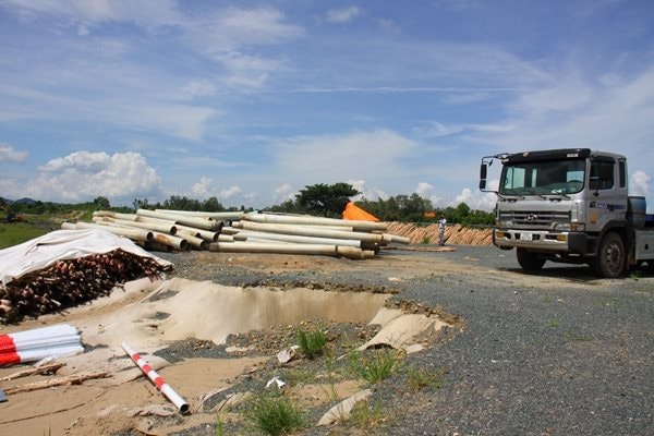 Dự án cao tốc Châu Đốc - Cần Thơ - Sóc Trăng gặp khó vì cát