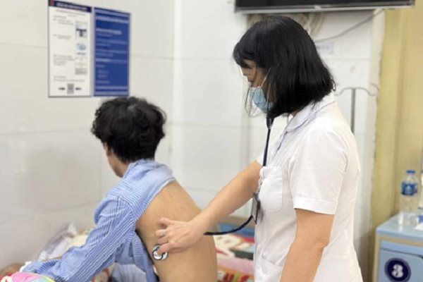 Khoảng 1/3 cán bộ quản giáo, nhân viên làm việc tại các trại giam bị lao tiềm ẩn