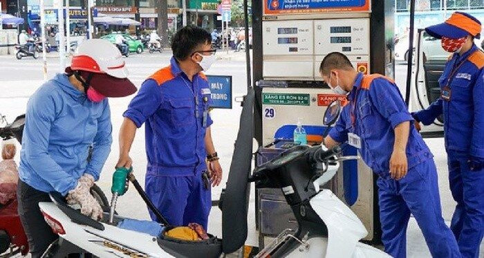 Giá xăng dầu đồng loạt giảm từ chiều nay
