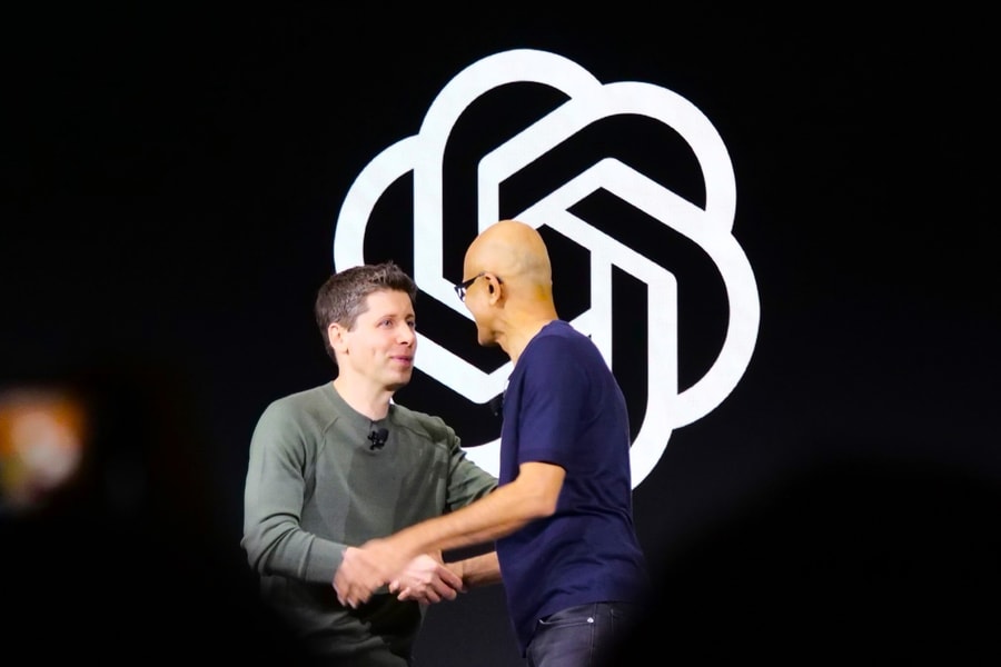 Các nhà đầu tư định kiện HĐQT OpenAI vì sa thải Sam Altman khiến 500 nhân viên dọa nghỉ việc