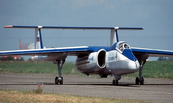 Nga dùng lại máy bay trinh sát thời Liên Xô cho cuộc chiến Ukraine