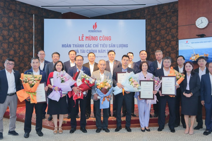 Petrovietnam về đích sớm nhiều chỉ tiêu sản lượng và tài chính, hiện thực hóa khát vọng tăng trưởng