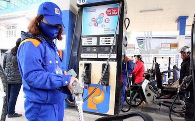 Giá xăng vừa tăng vừa giảm