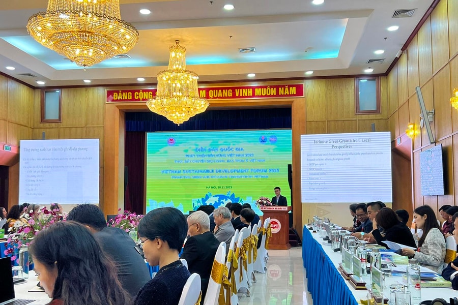 Bài toán nan giải về tính bao trùm của chuyển dịch xanh ở Việt Nam