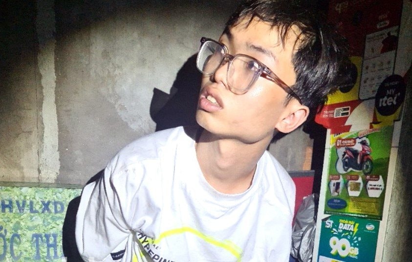 Dùng súng để cướp tiệm vàng ở Trà Vinh, một kẻ tử vong trên đường tẩu thoát