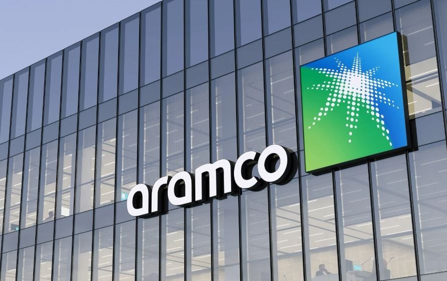 Mỹ buộc quỹ của Saudi Aramco thoái vốn khỏi startup chip AI do Sam Altman hậu thuẫn