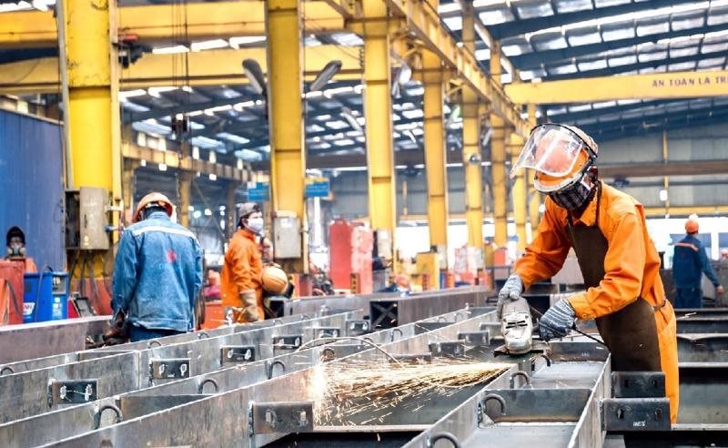 Vì sao mục tiêu thúc đẩy tăng trưởng được 'xếp trước' ổn định kinh tế vĩ mô?