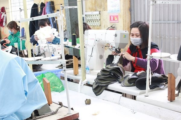 'Đói' đơn hàng, doanh nghiệp tìm cách sống giữa đất ngoại