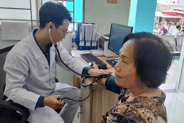 Người dân TP.HCM vẫn chưa thực sự được công bằng về y tế