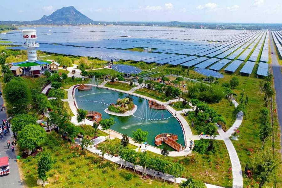 Quả view triệu đô