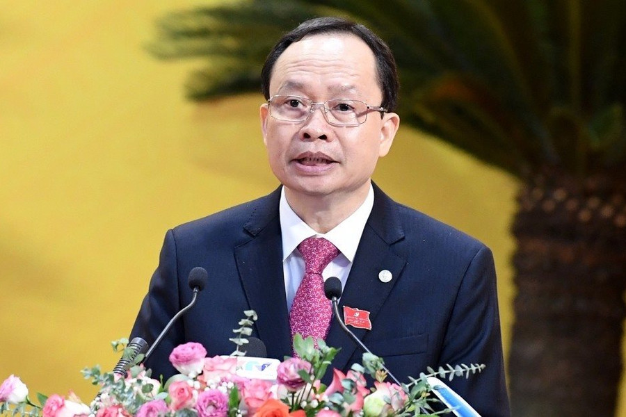 Khởi tố, khám nhà cựu Bí thư Tỉnh ủy Thanh Hóa Trịnh Văn Chiến
