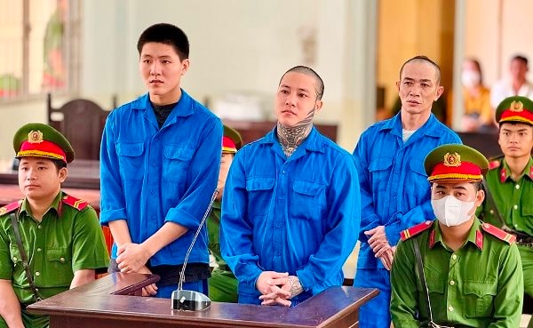 Nhóm thanh niên tàng trữ, sử dụng súng, lãnh hơn 21 năm tù
