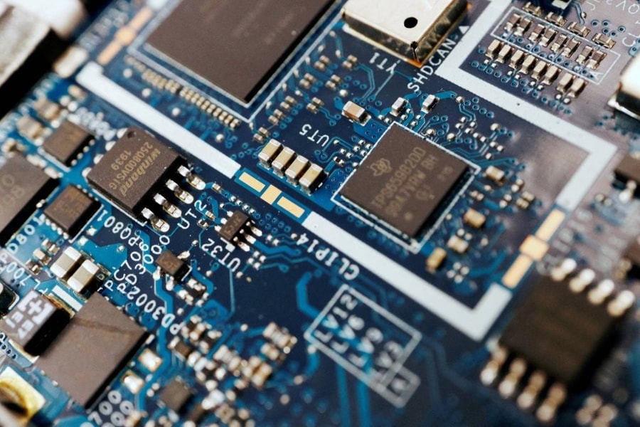 Thị trường chip toàn cầu được dự báo tăng trưởng kỷ lục 588,36 tỉ USD vào 2024