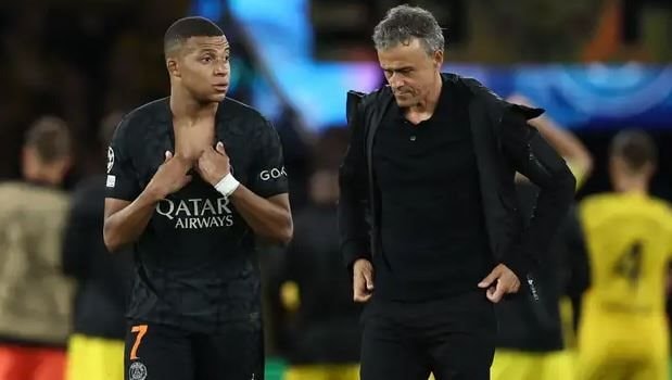 Enrique phản ứng về tin đồn Mbappe đến Real Madrid, Man United phá bỏ hợp đồng mượn Reguilon