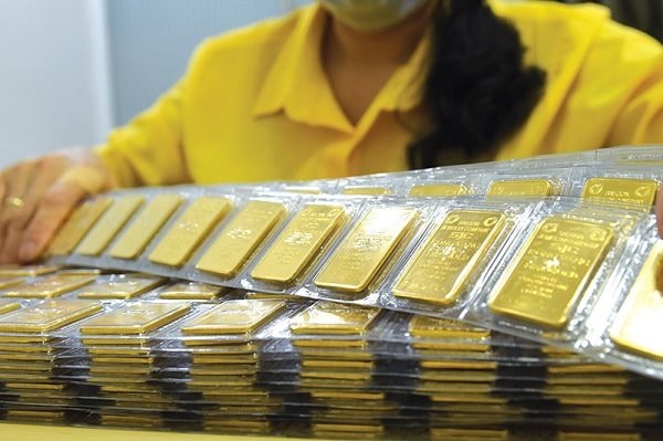 Giá vàng hôm nay 18/5: Doanh nghiệp đẩy rủi ro, người chơi vàng chịu trận mất 7 triệu