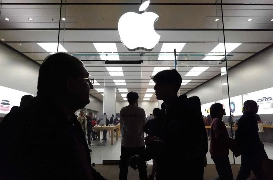 Ngôi vua của Apple trên thị trường chứng khoán lung lay do khởi đầu 2024 nhiều chông chênh
