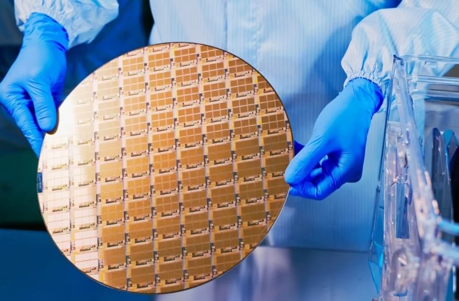 Big Chip của Trung Quốc với 16 chiplet, 256 lõi có thể lách lệnh trừng phạt từ Mỹ với siêu máy tính và AI