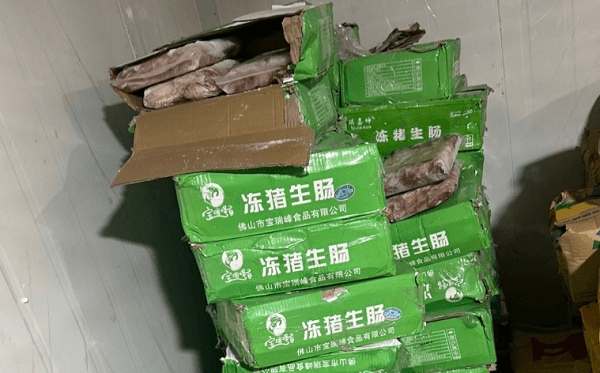 Tiểu thương kinh doanh thực phẩm bẩn liên tục bị 'tóm' dịp cận Tết