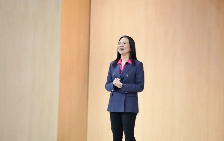 Google nêu lý do đổi tên hầu hết sản phẩm AI thành Gemini, khen Gemini Ultra có khả năng đáng kinh ngạc